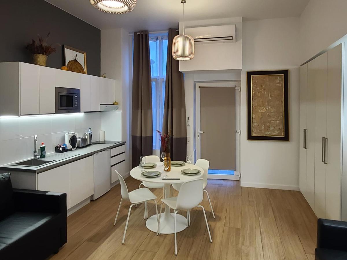 Las Artes Hlius Luxury Apartments Valencia Bagian luar foto