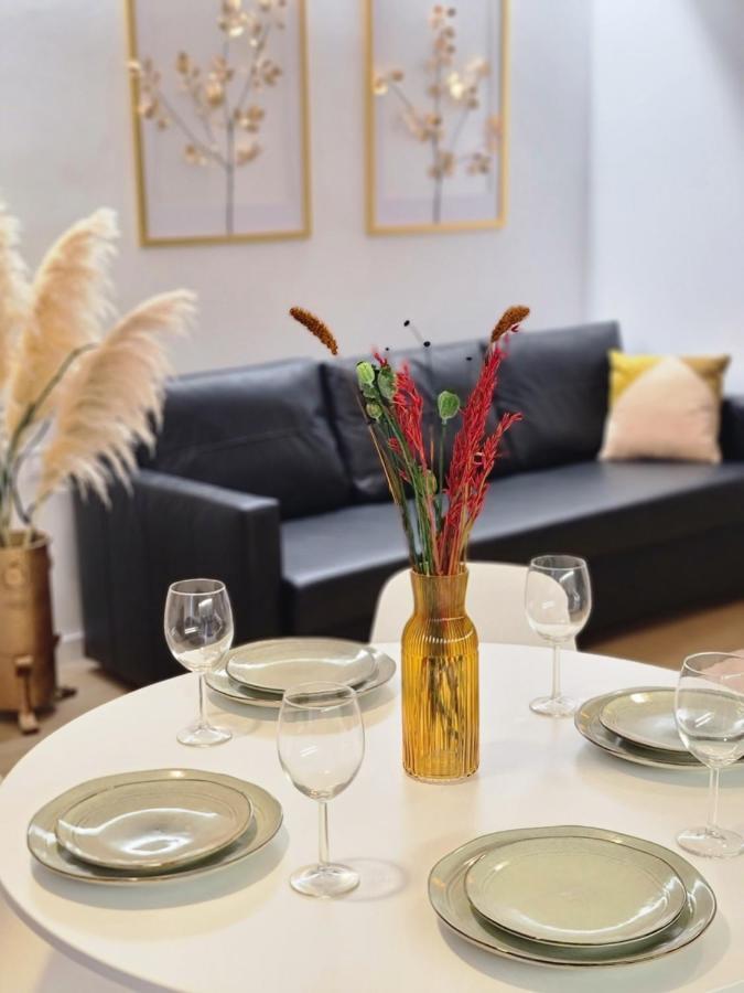 Las Artes Hlius Luxury Apartments Valencia Bagian luar foto
