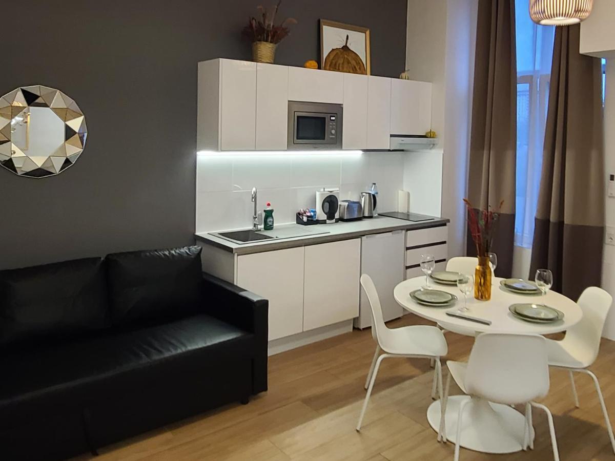 Las Artes Hlius Luxury Apartments Valencia Bagian luar foto
