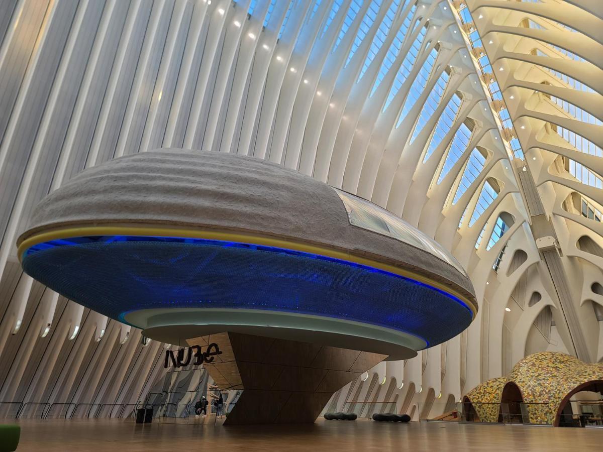 Las Artes Hlius Luxury Apartments Valencia Bagian luar foto